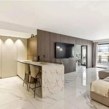Stunning 3 Bedrooms With Terrace In Gray D'albion Apartman Cannes