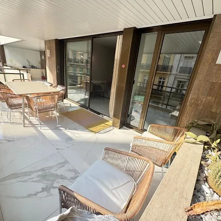 Apartment Stunning 3 Bedrooms With Terrace In Gray D'albion